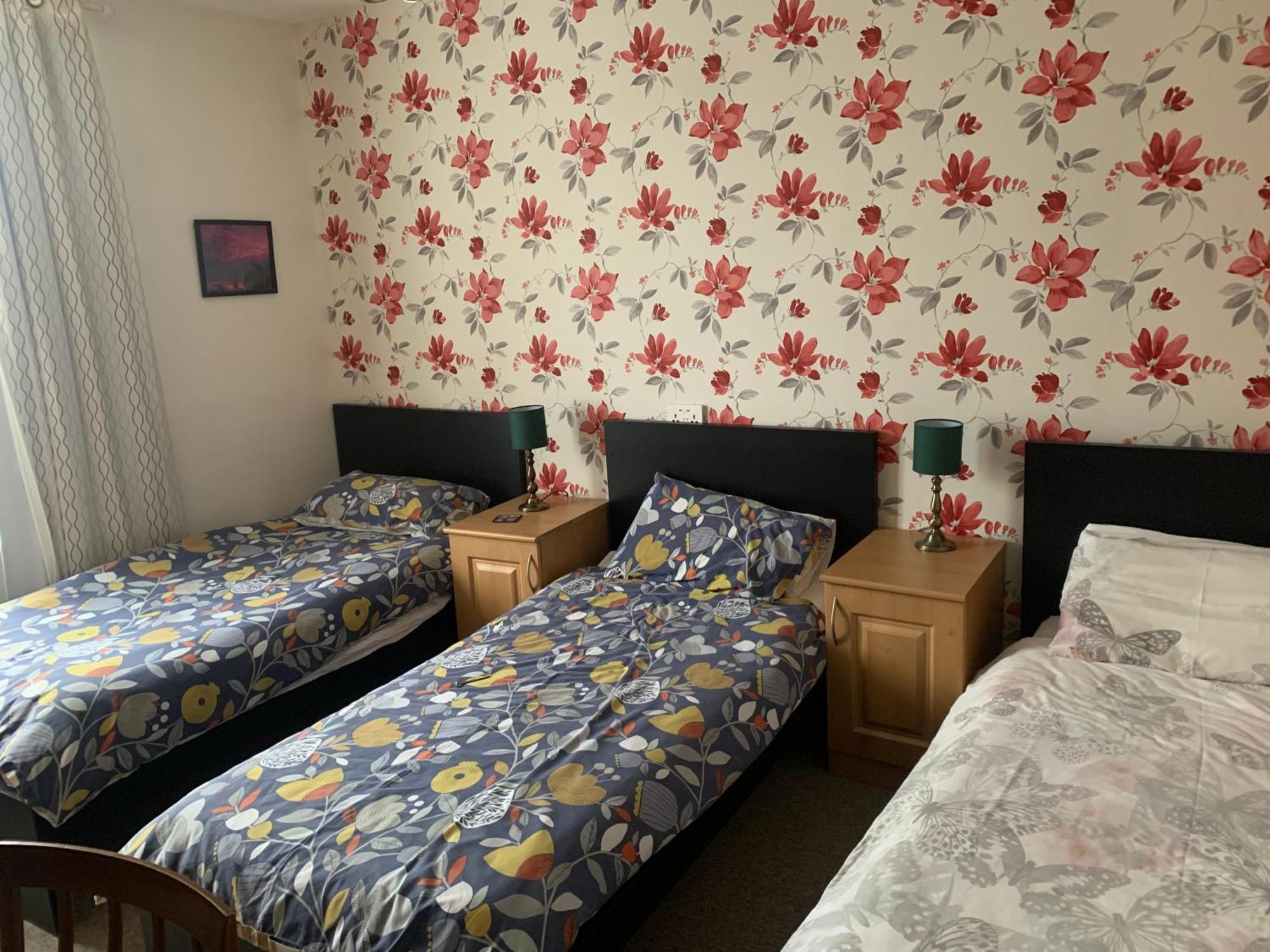 Bed and Breakfast Webb'S Of Glomel Экстерьер фото