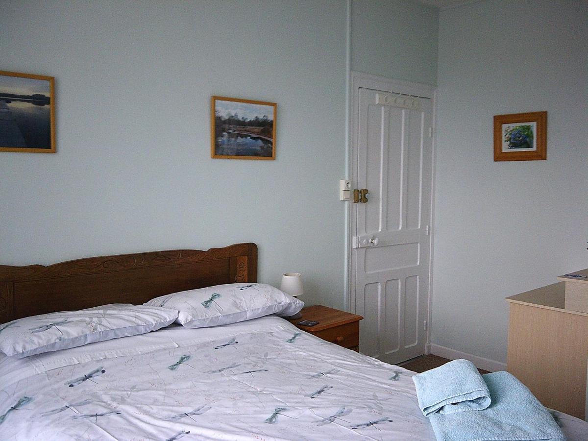 Bed and Breakfast Webb'S Of Glomel Экстерьер фото